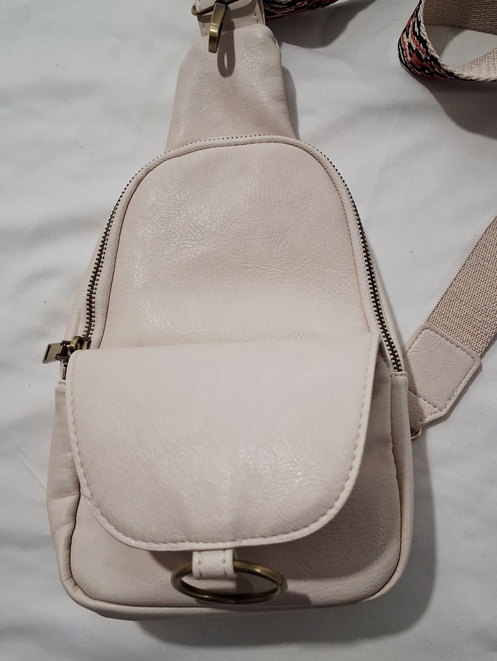 Moda Luxe Cream Crossbody Sling Bag With Patterned Strap Backpack — image 4 of 8